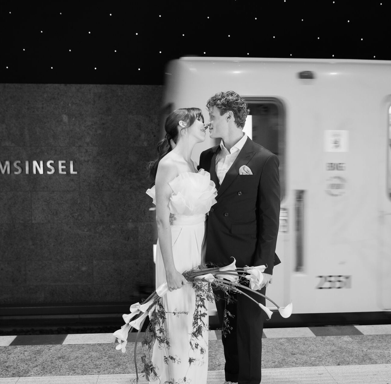Micro Wedding Berlin City Elopement