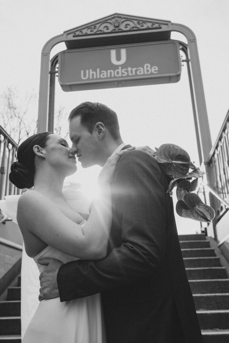 Ubahn Berlin Hochzeit Wedding Planner BOLD YES Weddings